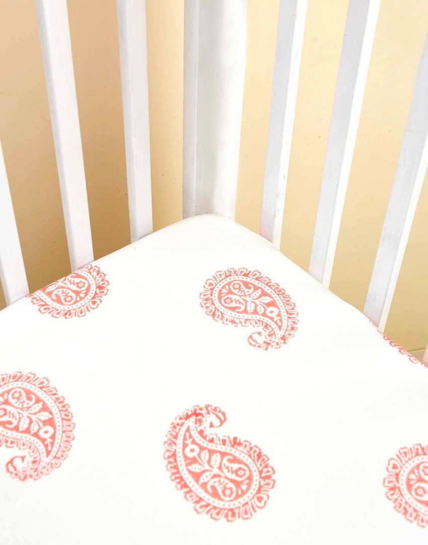 PINK CITY FITTED CRIB SHEET1